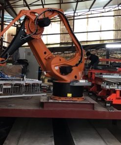Industrial robot